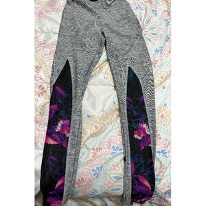 Victoria Secret Pink Ultimate Leggings Gray Flora